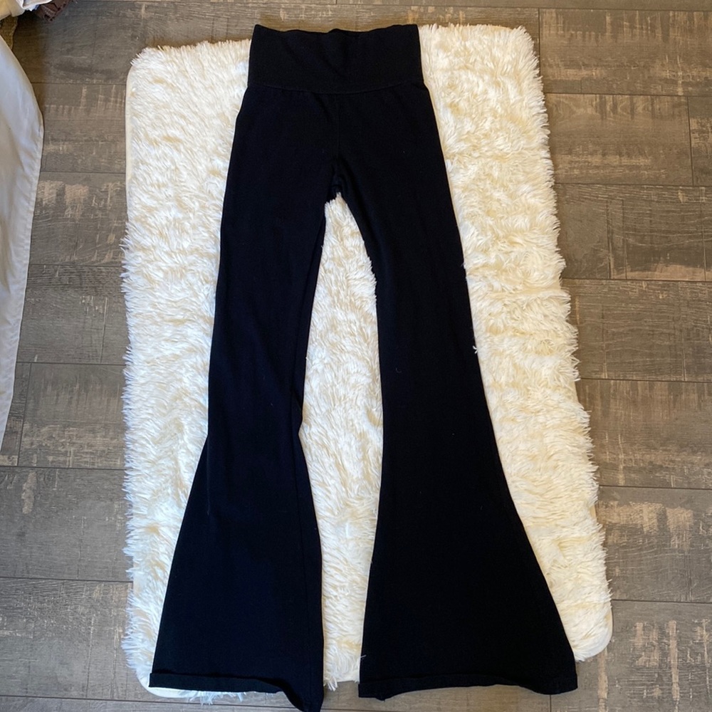 Black flare brandy Melville leggings.
